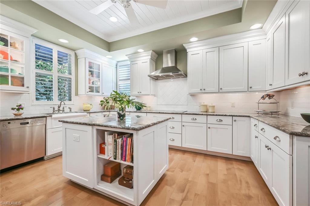 OLDE NAPLES - Residential