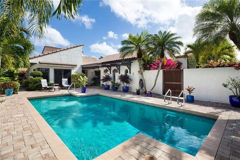 Photo of 565 Tierra Mar LN #33, NAPLES, FL 34108 (MLS # 226014560)