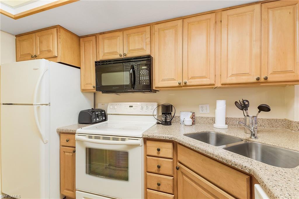 PARK SHORE RESORT - Residential