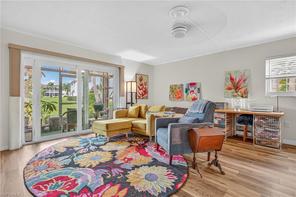 FOXMOOR CONDO - Residential