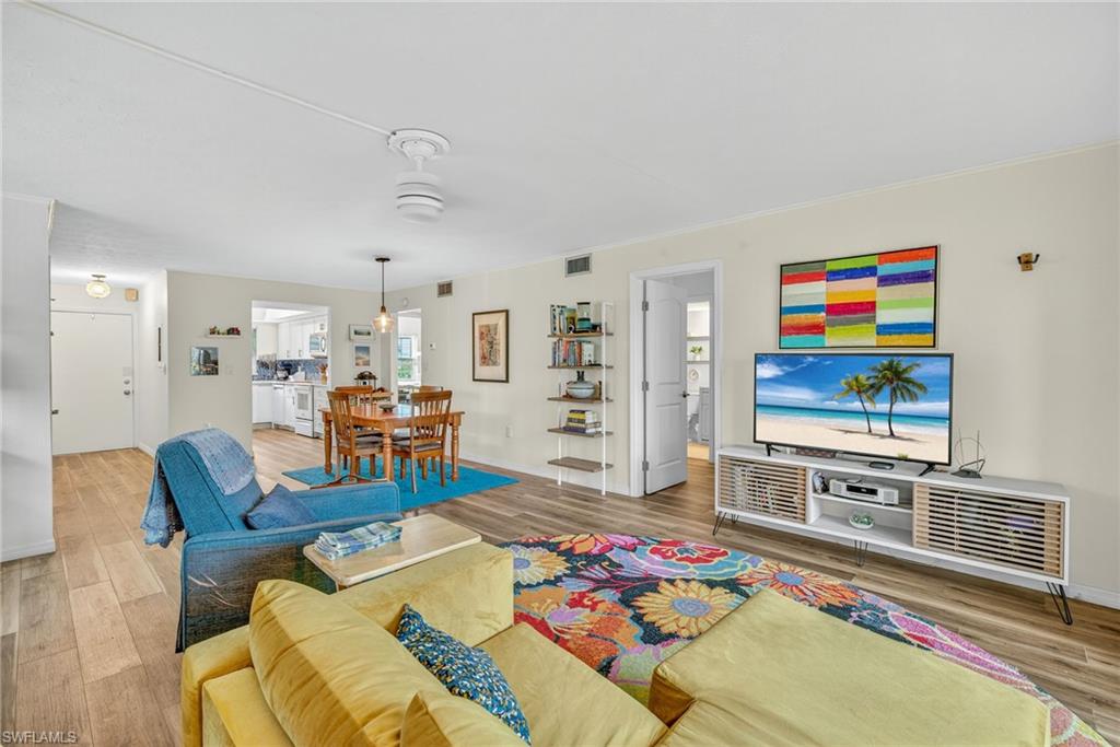 FOXMOOR CONDO - Residential