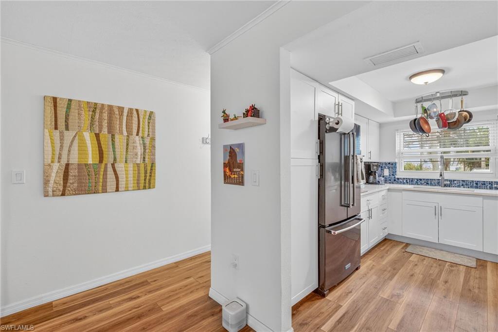 FOXMOOR CONDO - Residential