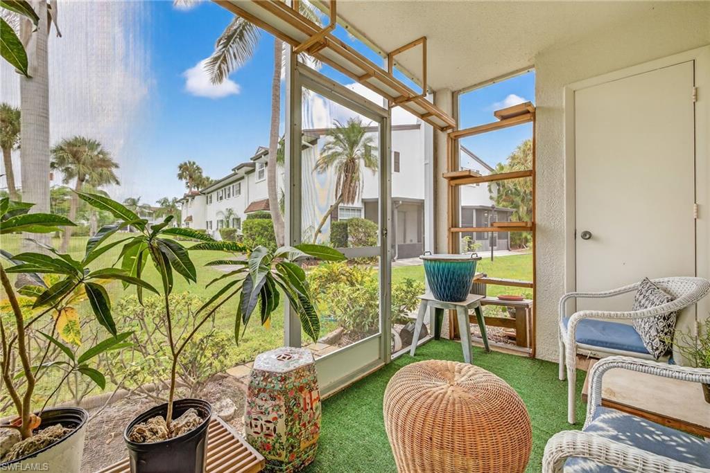 FOXMOOR CONDO - Residential