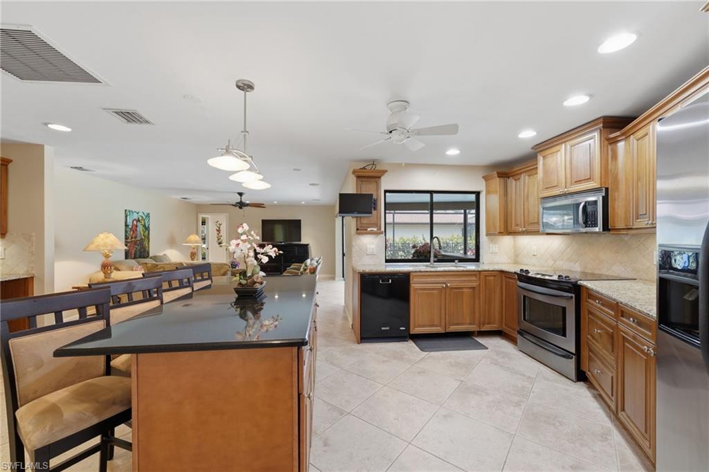 IMPERIAL GOLF ESTATES - Residential