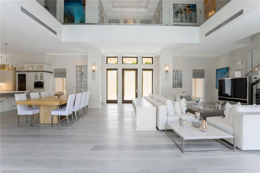 OLDE NAPLES - Residential