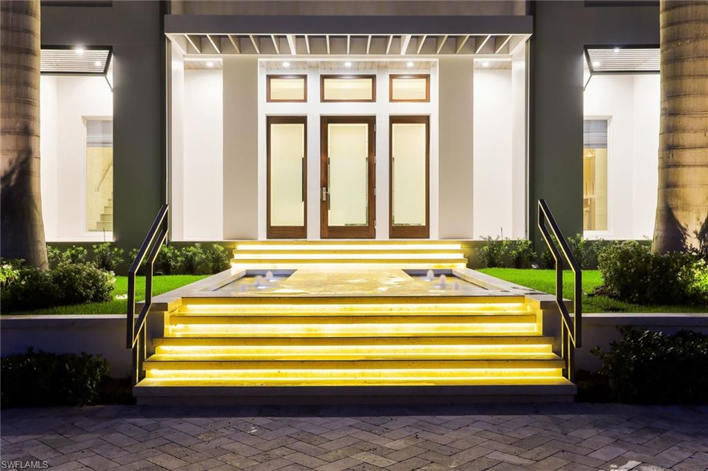 OLDE NAPLES - Residential