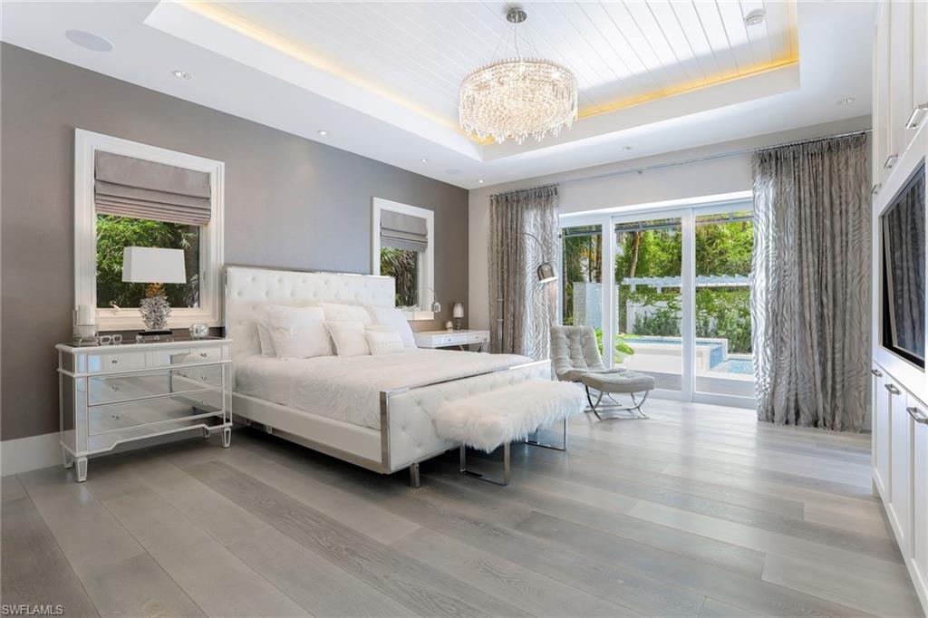 OLDE NAPLES - Residential