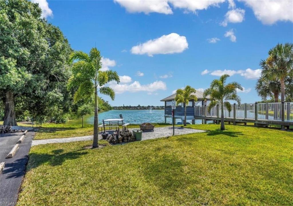 CRYSTAL LAKES - Residential