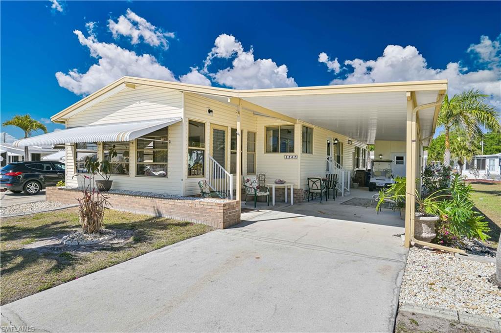 CRYSTAL LAKES - Residential