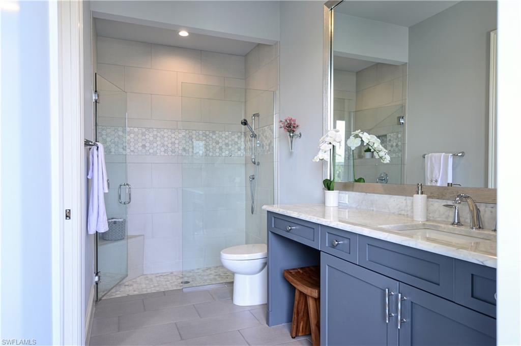 IMPERIAL SHORES - Residential