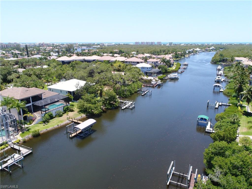 IMPERIAL SHORES - Residential