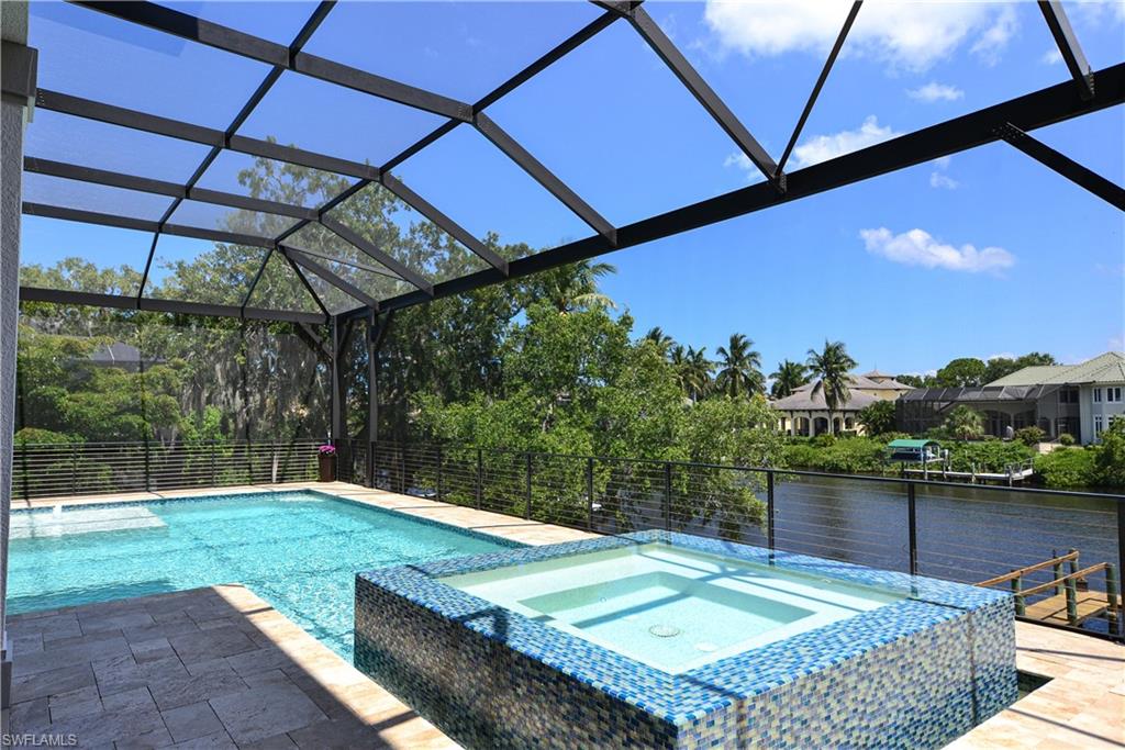 IMPERIAL SHORES - Residential