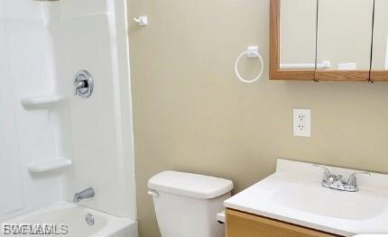 PINE MANOR - Residential Lease