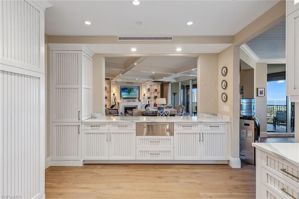 TRIESTE AT BAY COLONY - Residential