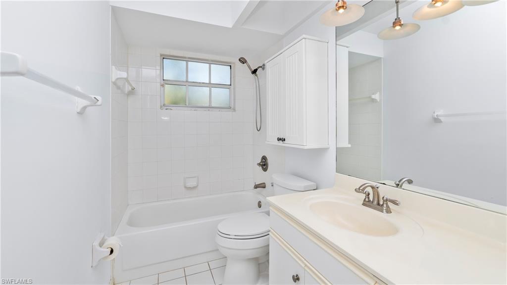 BERKSHIRE LAKES - Residential