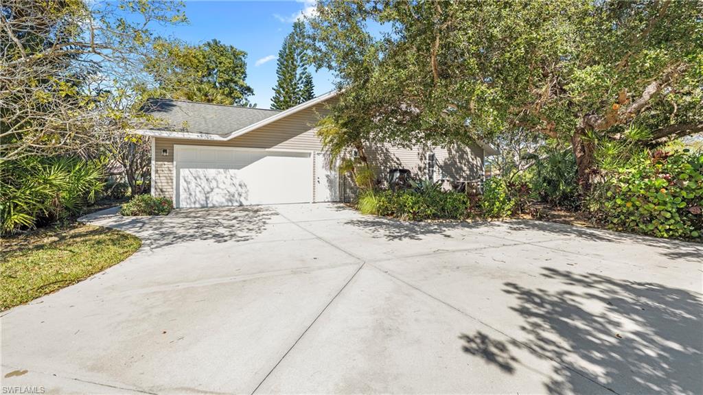 BERKSHIRE LAKES - Residential