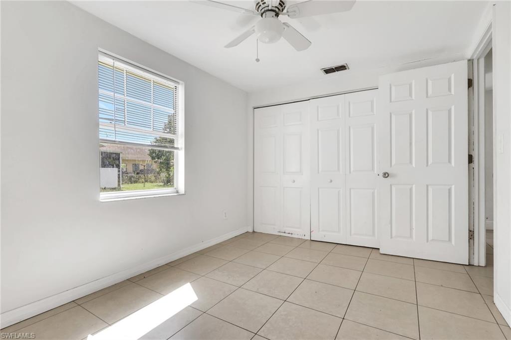 NAPLES MANOR - Residential