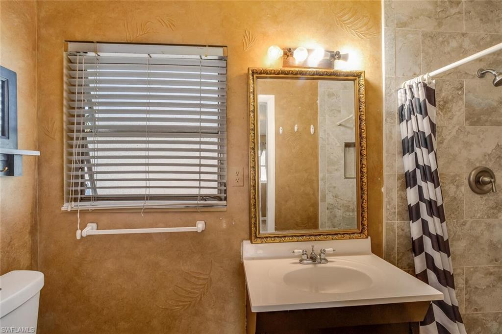 PALM CITY PARK - Residential Lease