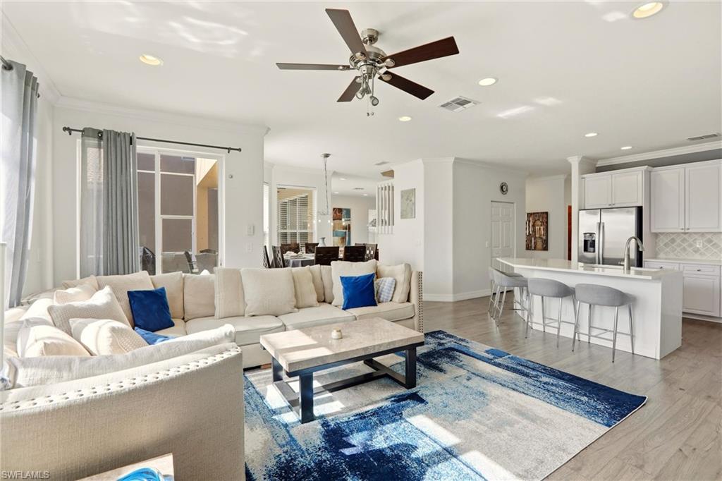 SATURNIA LAKES - Residential