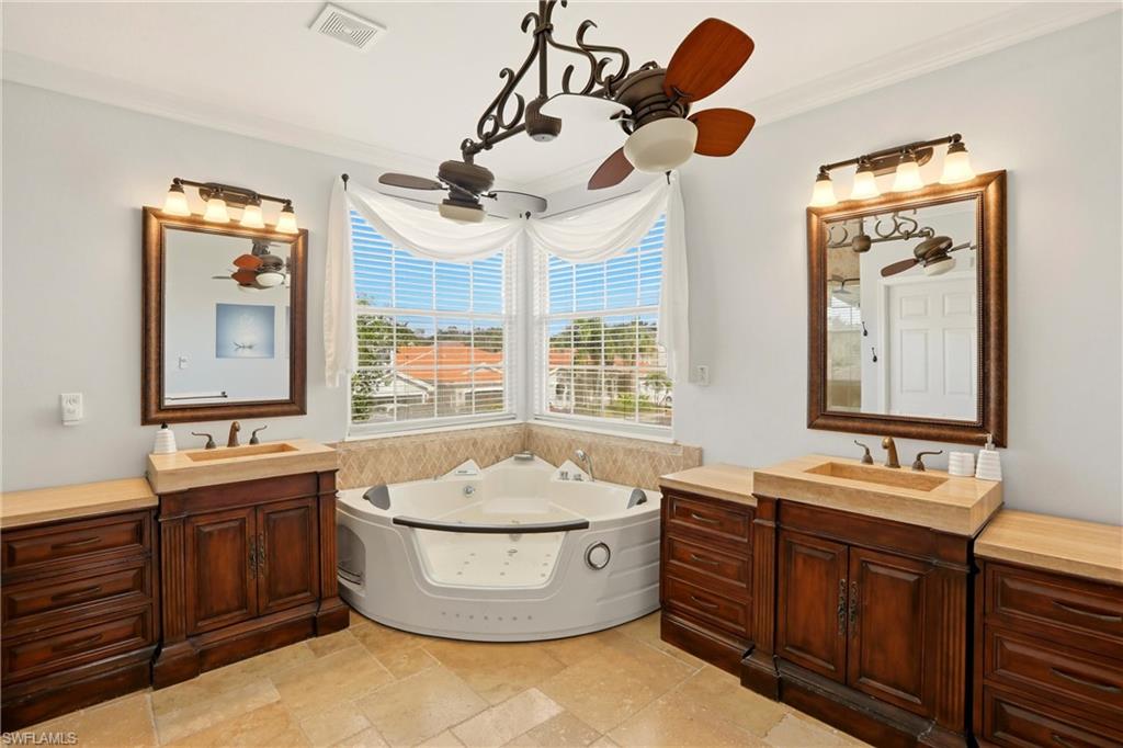 SATURNIA LAKES - Residential