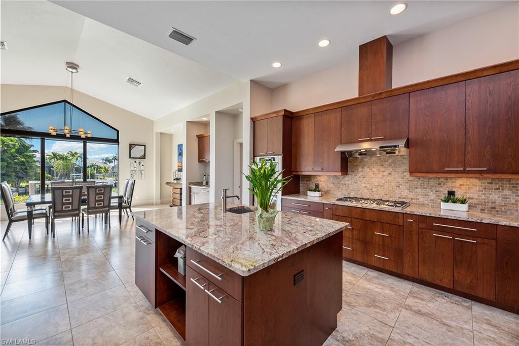 MARCO ISLAND - Residential