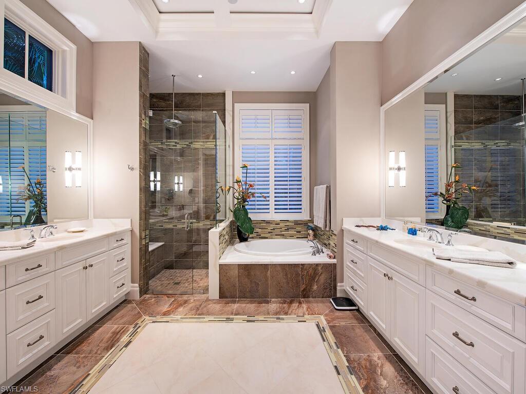 OLDE NAPLES - Residential