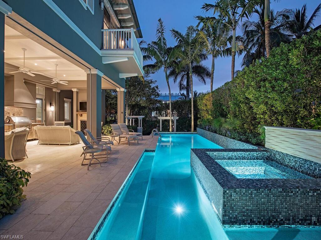 OLDE NAPLES - Residential