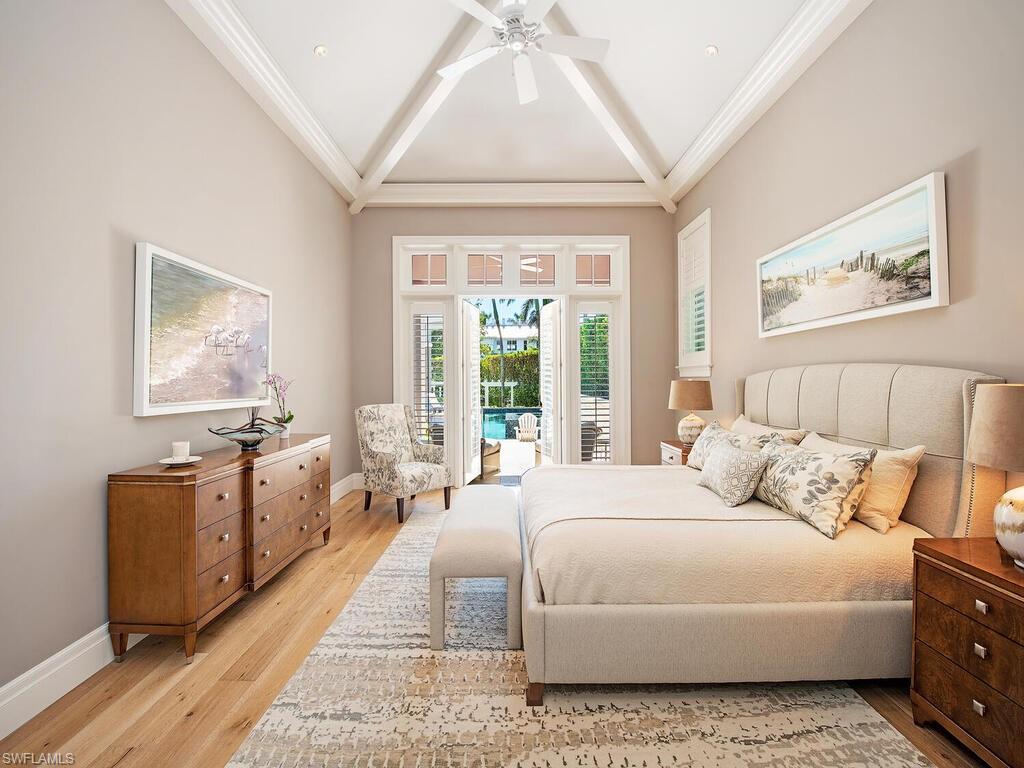 OLDE NAPLES - Residential