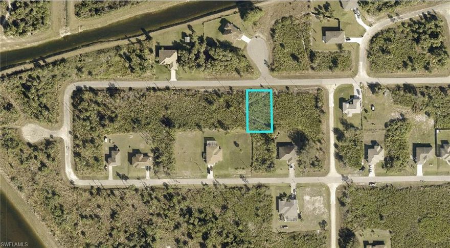 BEAUTIFUL Southern Exposure 0.25 Acre Homesite Lot! Secluded location for Privacy! Ready for your DREAM HOME!! Close to Sunshine Blvd, Lee Blvd, shopping, and entertainment! Buy it today for prices go up!