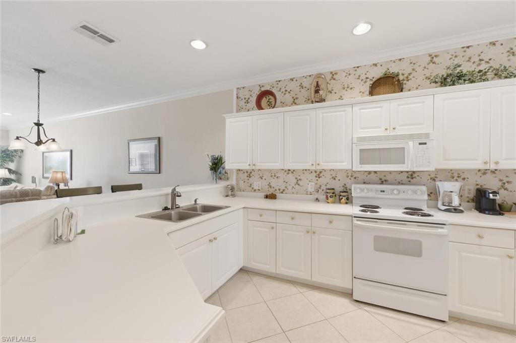 LAKE BARRINGTON - Residential