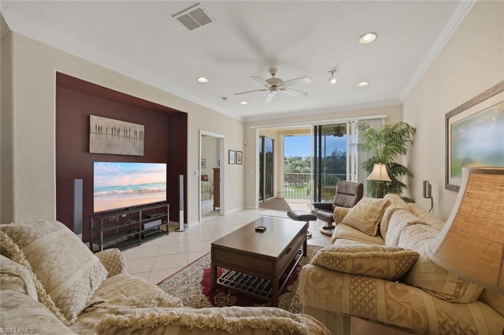 LAKE BARRINGTON - Residential