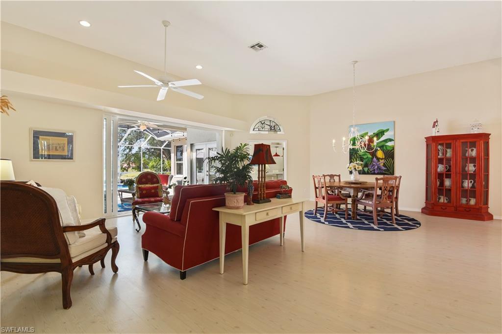 BERKSHIRE LAKES - Residential