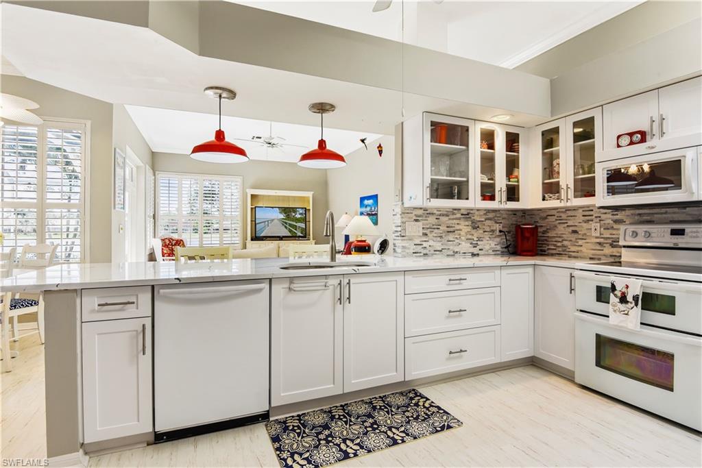 BERKSHIRE LAKES - Residential