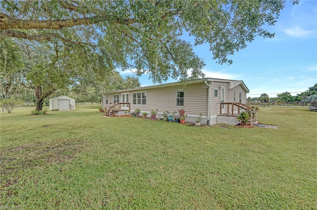 NORTH LABELLE GLADES - Residential