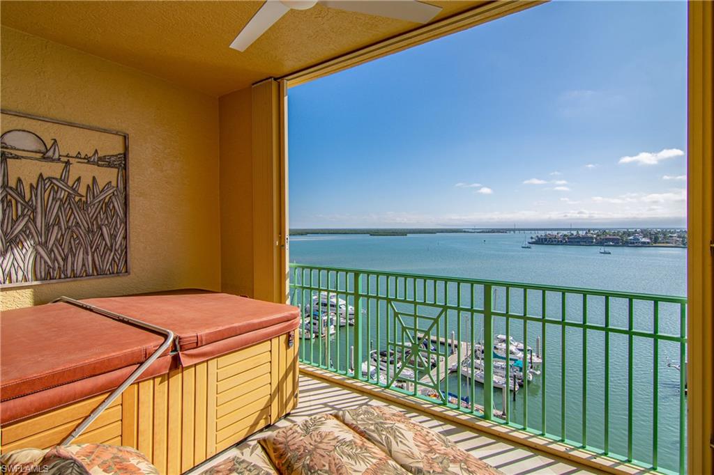 PIER 81 CONDOMINIUM - Residential