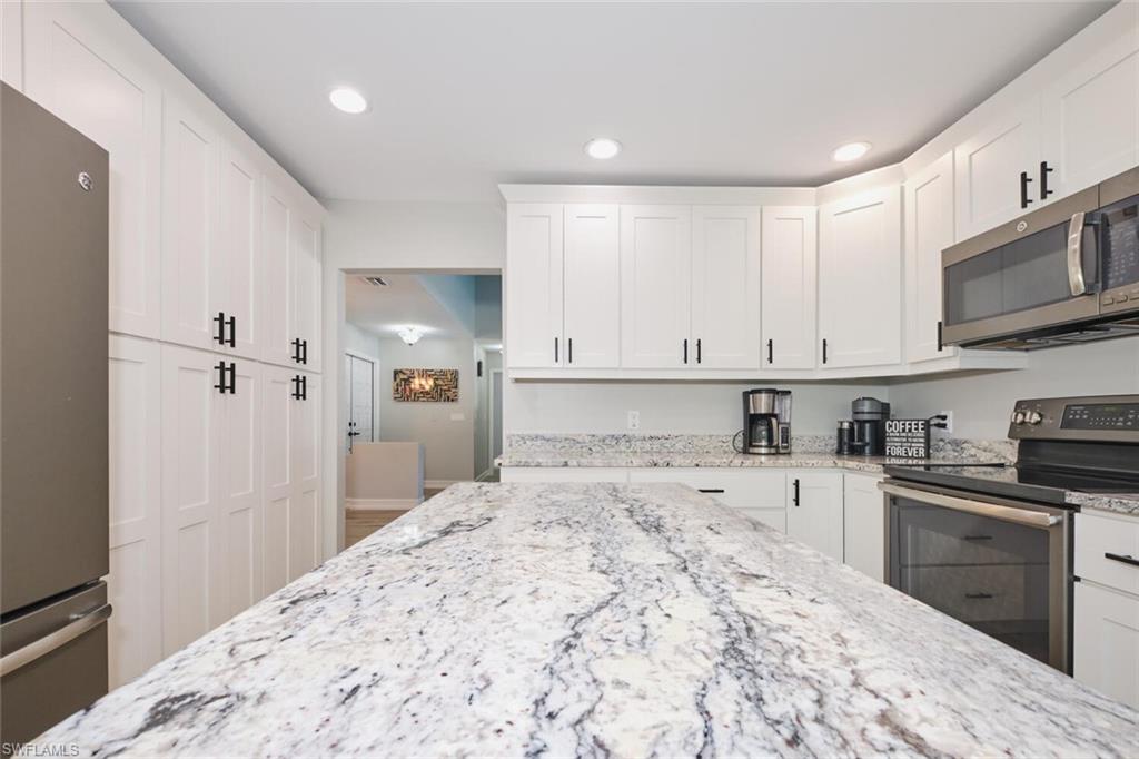 LOCHMOOR - Residential