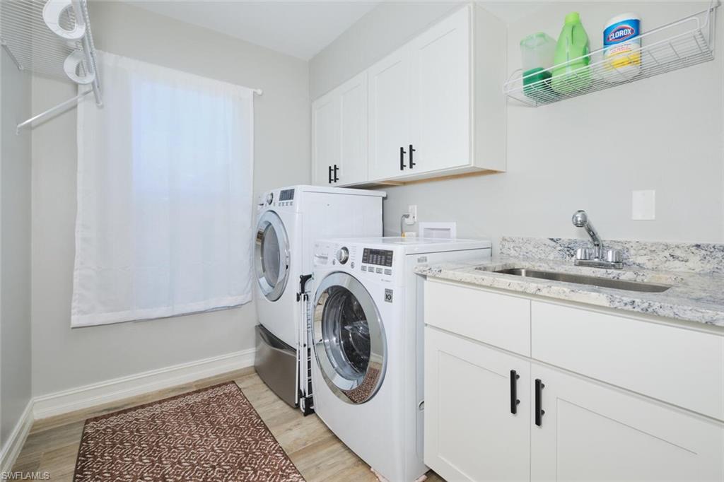 LOCHMOOR - Residential