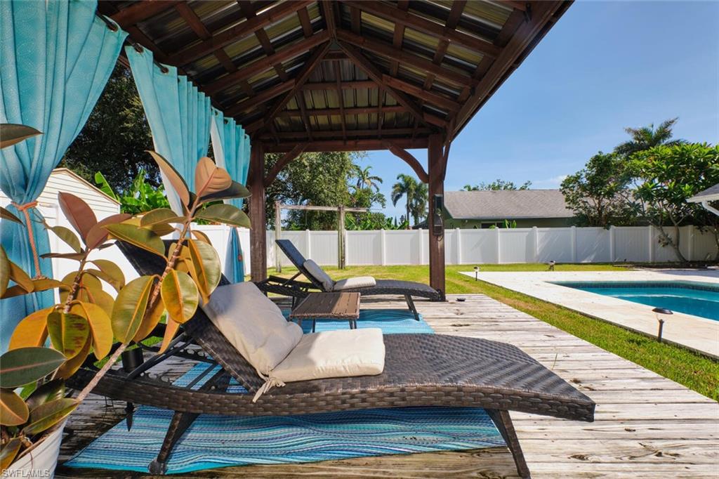 LOCHMOOR - Residential