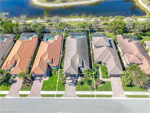 A home in NAPLES