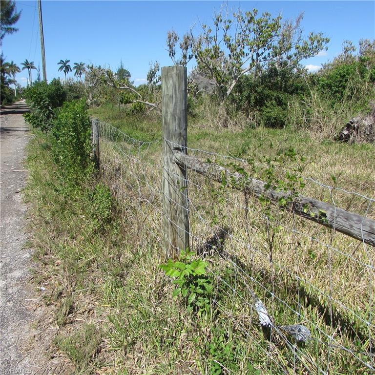 KREAMERS SUBD - Land