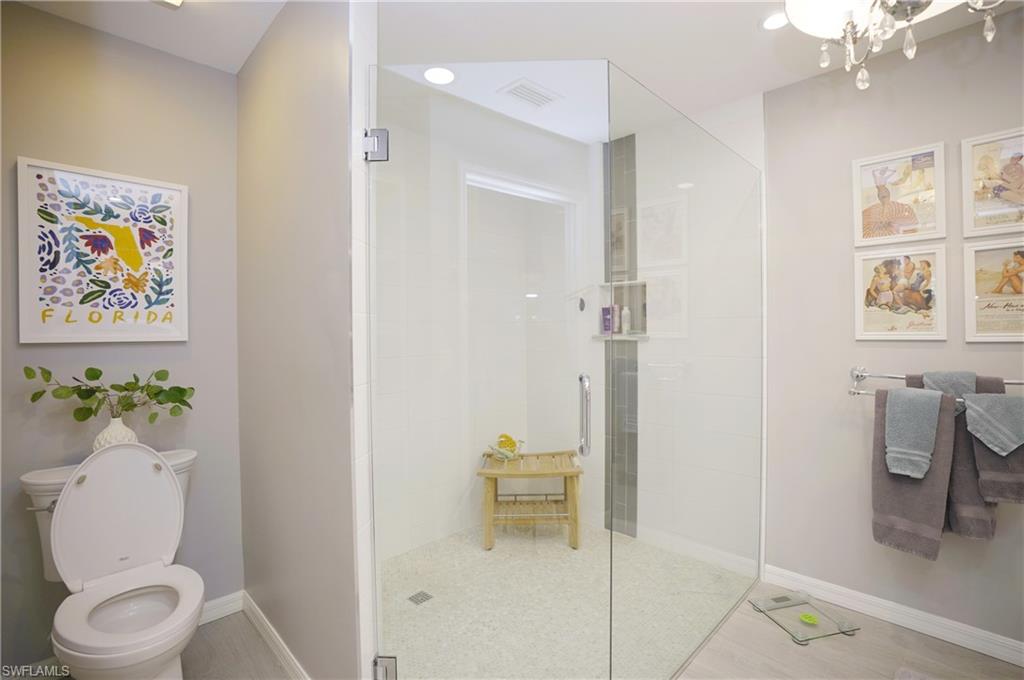 LAUREL GREENS - Residential