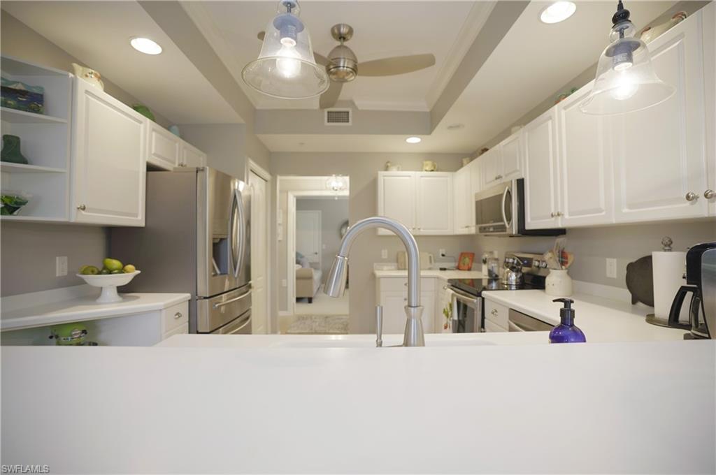 LAUREL GREENS - Residential