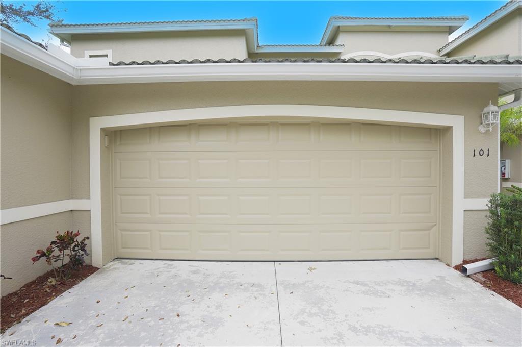 LAUREL GREENS - Residential