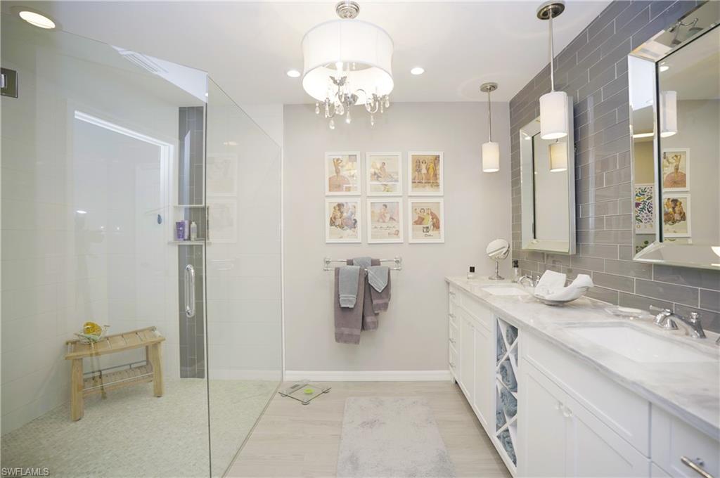 LAUREL GREENS - Residential