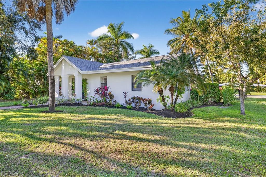 LAKE PARK - Residential