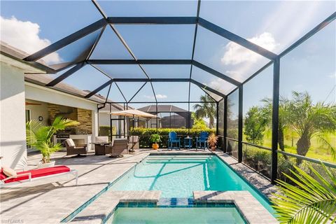 5925 BERWICK LN AVE MARIA FL 34142