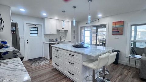 5524 Ben Franklin LN NORTH FORT MYERS FL 33917