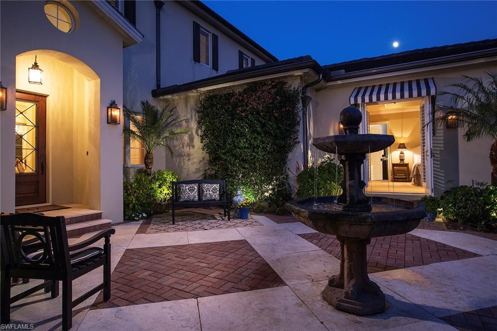 MOORINGS - Residential