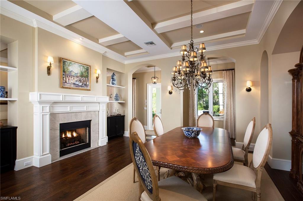 MOORINGS - Residential