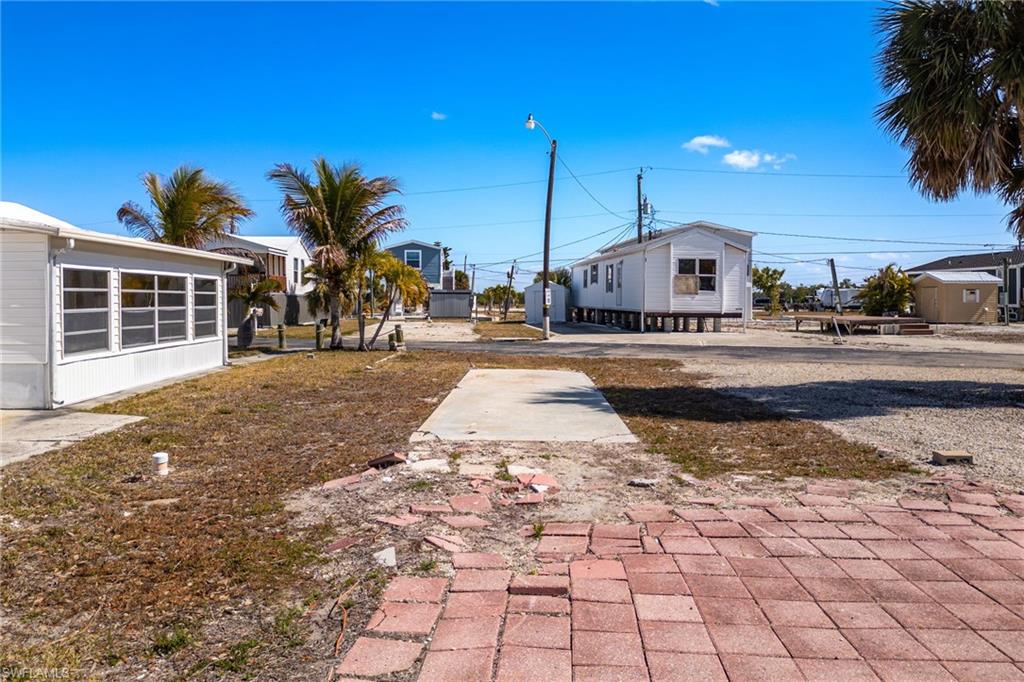 HELEN LANE CONDO RV - Land